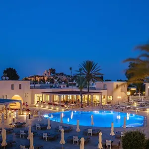 Louis St. Elias & Waterpark Otel